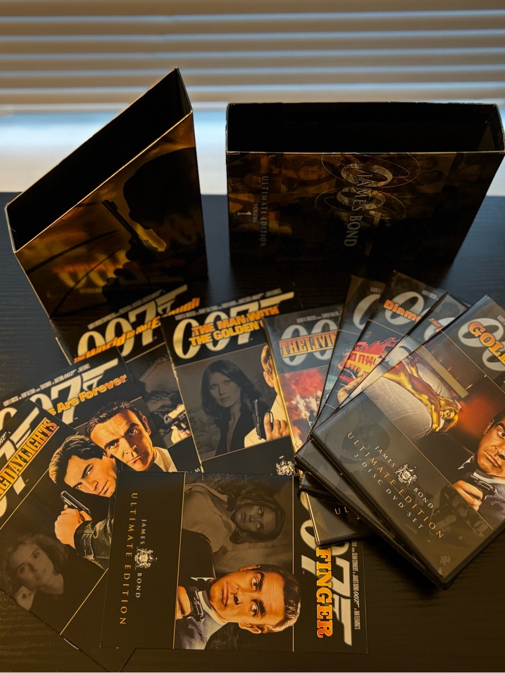 007 James Bond Ultimate Edition Volume 1 - 10 DVD Collection Boxset